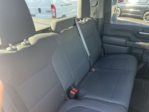 Used 2022 Chevrolet Silverado 2500 Custom w/ Snow Plow Prep/Camper Package image 18