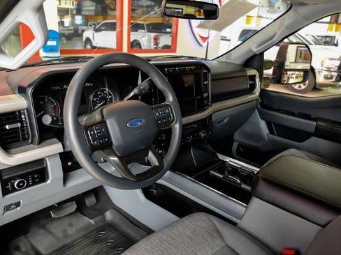 Used 2023 Ford F350 XLT w/ FX4 Off-Road Package AWD/4WD image 5