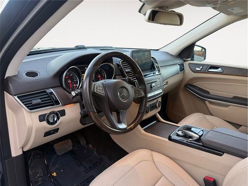 Used 2019 Mercedes-Benz GLS 550 4MATIC image 10