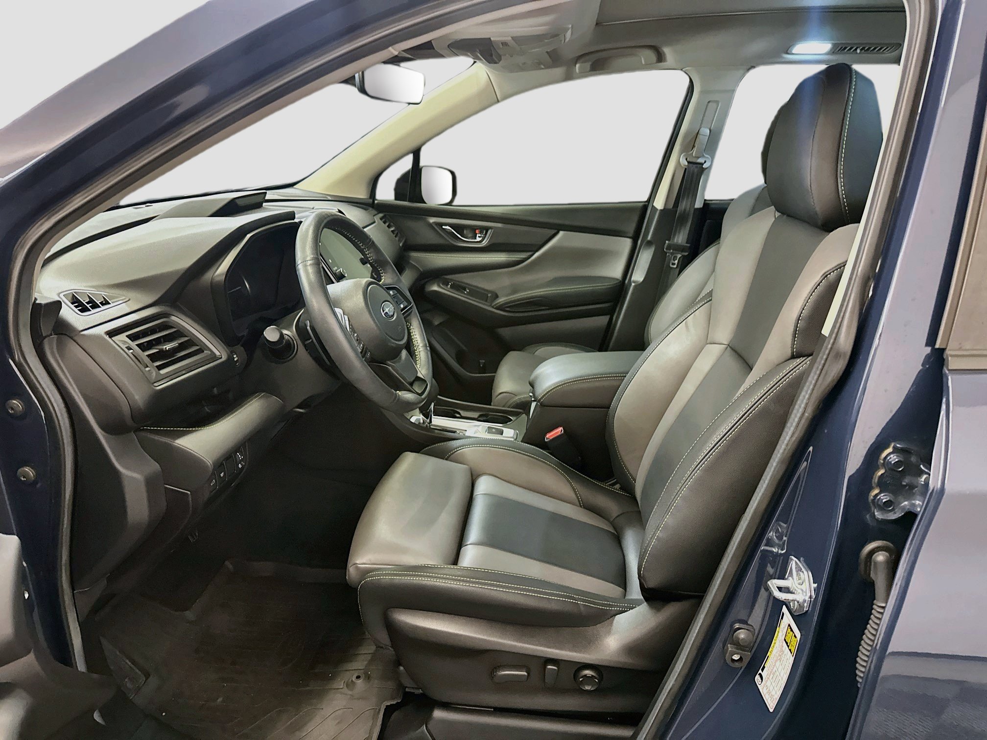 Used 2023 Subaru Ascent Onyx Edition Limited AWD/4WD image 13