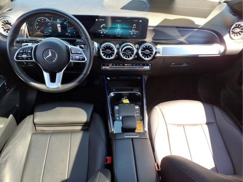 Certified 2022 Mercedes-Benz GLB 250 4MATIC image 20