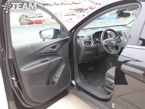 Used 2024 Chevrolet Equinox LT image 10