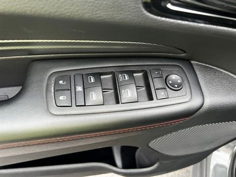 Used 2025 Dodge Durango GT AWD/4WD image 25