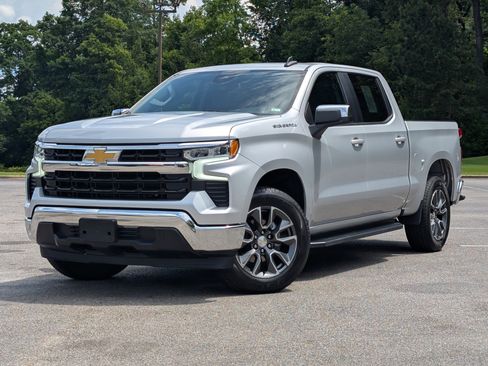 Used 2022 Chevrolet Silverado 1500 LT w/ All Star Edition Plus RWD image 4