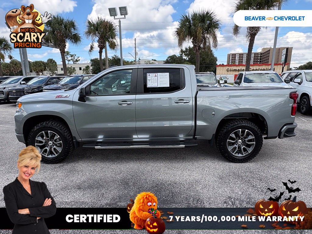 Used 2023 Chevrolet Silverado 1500 RST w/ Z71 Off-Road Package AWD/4WD image 4