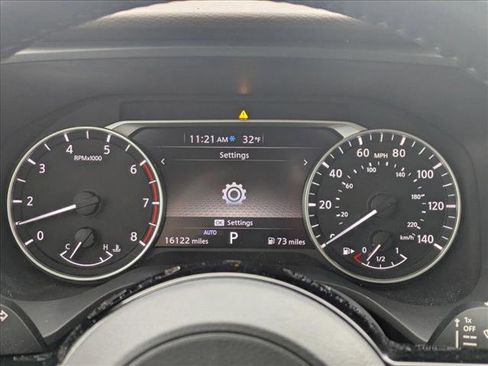 Used 2021 Nissan Rogue SL image 11