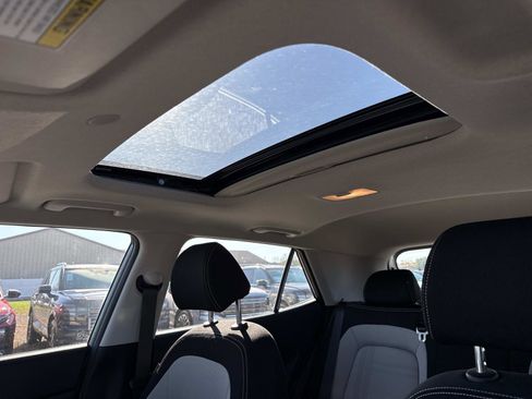 New 2026 Hyundai Venue SEL image 3