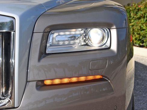 Used 2015 Rolls-Royce Wraith image 29