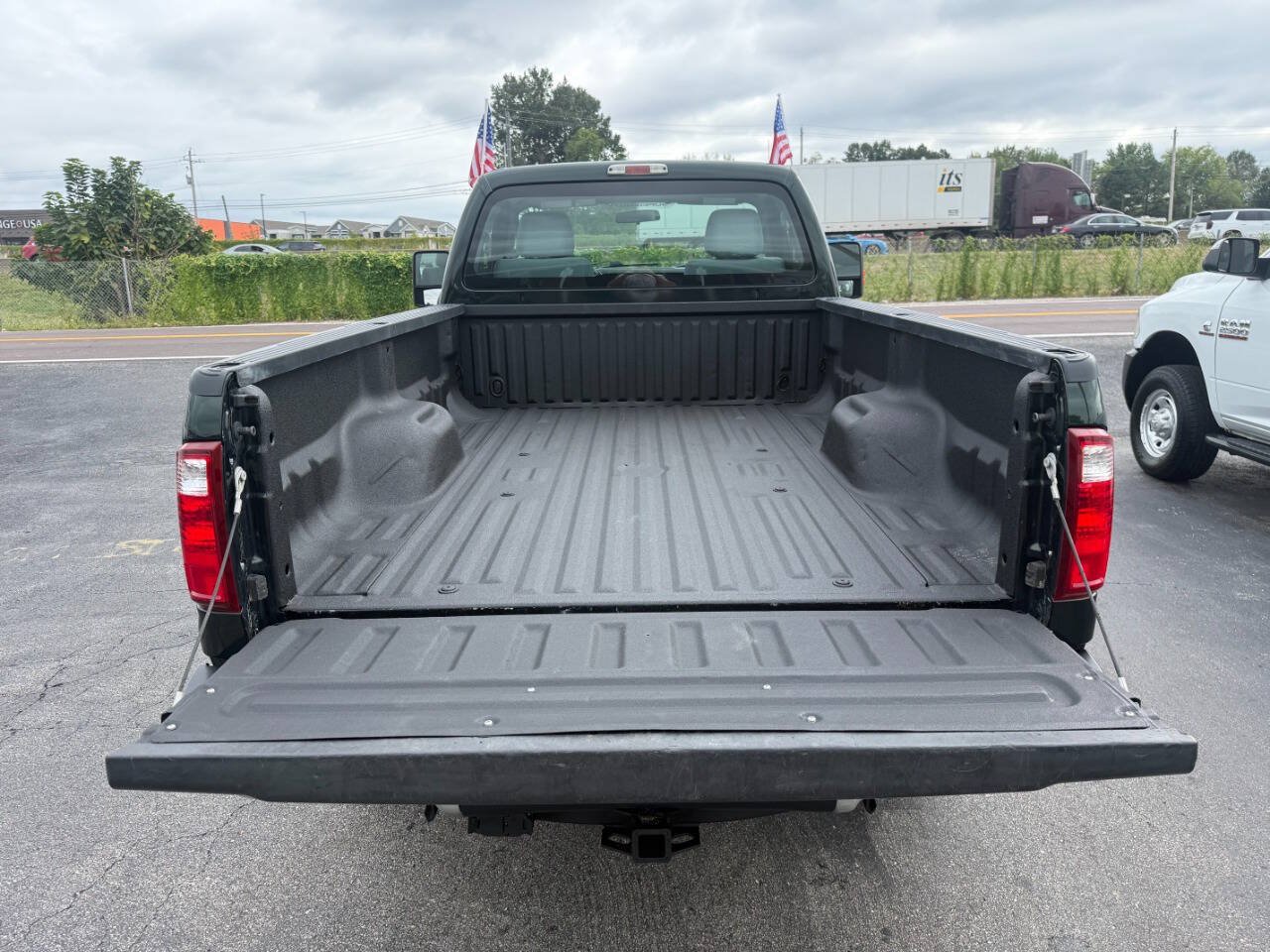Used 2016 Ford F250 XL w/ Power Equipment Group AWD/4WD image 7