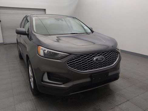 Used 2023 Ford Edge SEL image 14