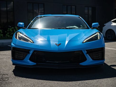 Used 2022 Chevrolet Corvette Stingray Preferred Cpe w/ Z51 Performance Package RWD image 23
