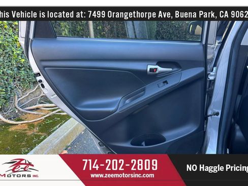 Used 2010 Toyota Matrix S image 41