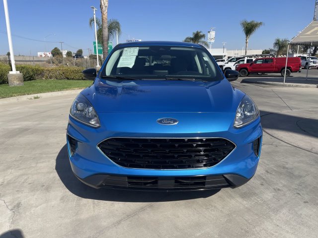 Used 2021 Ford Escape SE w/ SE Sport Appearance Package FWD image 3