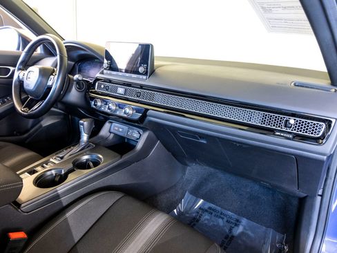 Used 2024 Honda Civic Sport image 31