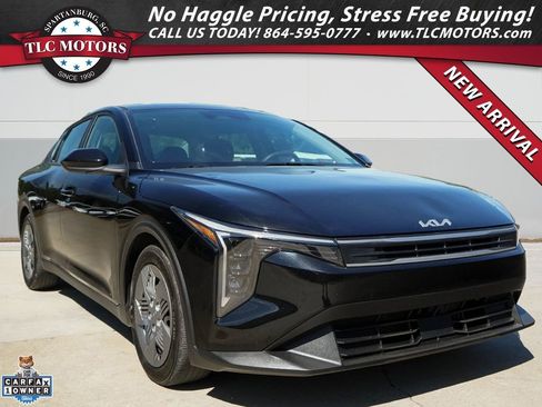 Used 2025 Kia K4 LX image 1