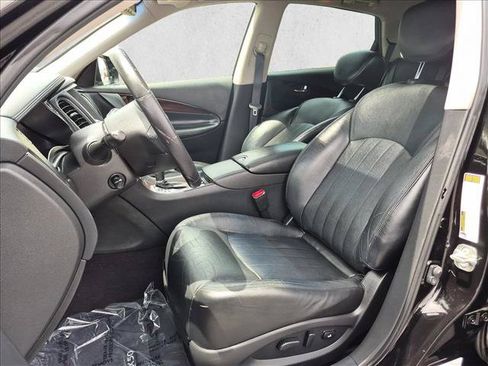 Used 2016 INFINITI QX50 2WD w/ Deluxe Touring Package image 17