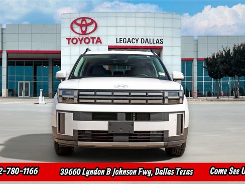 Used 2024 Hyundai Santa Fe SEL FWD image 5