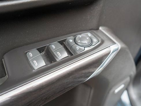 Used 2019 Chevrolet Silverado 1500 LTZ w/ LTZ Premium Package AWD/4WD image 19