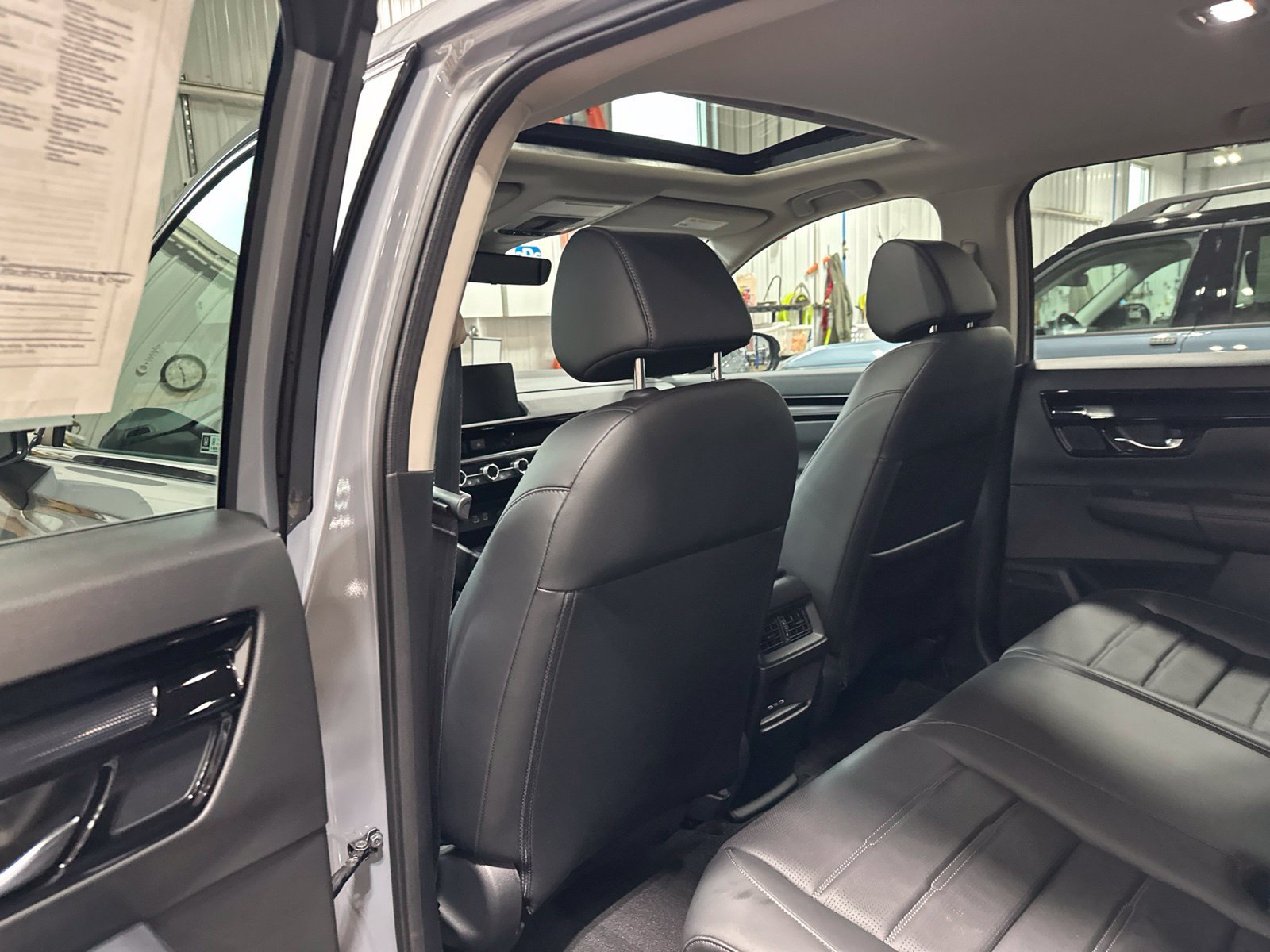 Used 2024 Honda CR-V EX-L image 19
