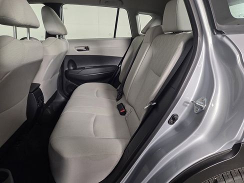 Used 2024 Toyota Corolla Cross L FWD image 23