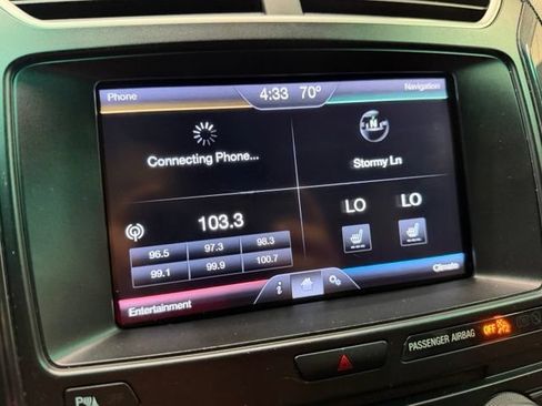 Used 2016 Ford Explorer XLT w/ Equipment Group 202A FWD image 19