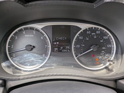 Certified 2025 Nissan Versa S FWD image 25
