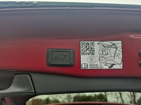 Used 2025 Toyota RAV4 Limited w/ Advanced Technology Package image 28