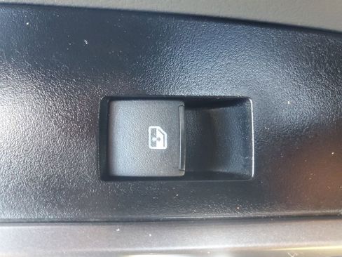 Used 2023 Toyota Tacoma TRD Sport image 15