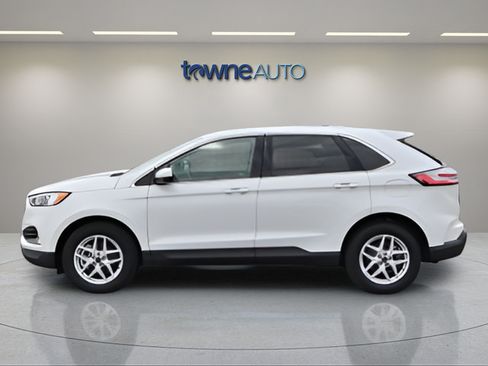 Used 2023 Ford Edge SEL w/ Convenience Package AWD/4WD image 2