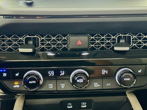 Used 2025 Honda Accord Touring image 21