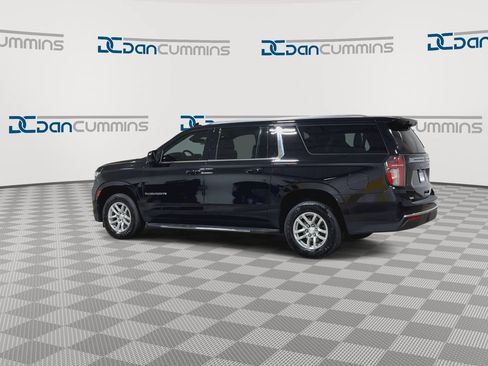 Used 2023 Chevrolet Suburban LT AWD/4WD image 7