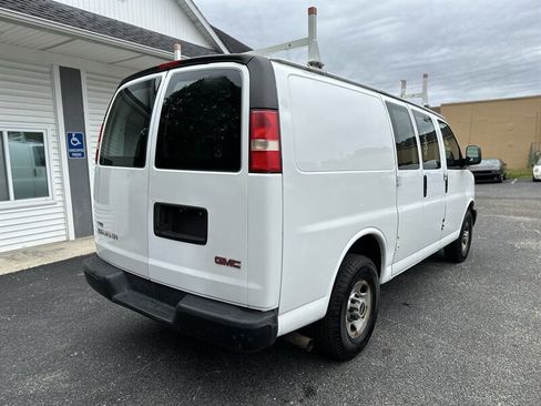 Used 2010 GMC Savana 2500 RWD image 8