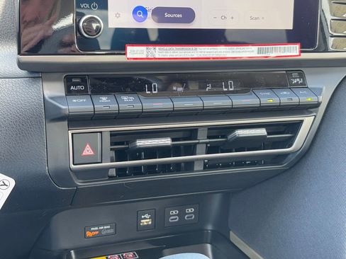 Used 2026 Toyota Camry LE image 20