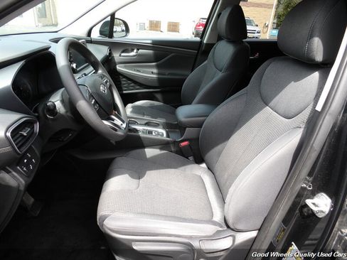 Used 2019 Hyundai Santa Fe SE AWD/4WD image 12