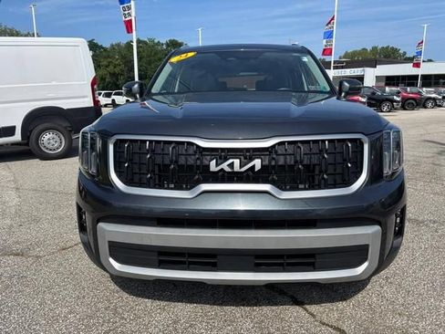 Used 2024 Kia Telluride EX w/ EX Captain's Chair Package AWD/4WD image 9