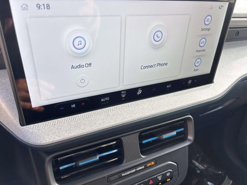 New 2025 Ford Maverick XLT w/ Equipment Group 301A image 21