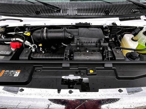 New 2025 Ford E-450 and Econoline 450 Super Duty w/ Power Equipment Group image 9
