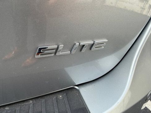 Used 2024 Honda Odyssey Elite image 7