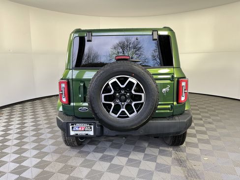 Used 2025 Ford Bronco Outer Banks image 4