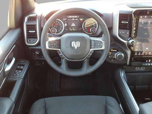 New 2026 RAM 1500 Big Horn AWD/4WD image 24