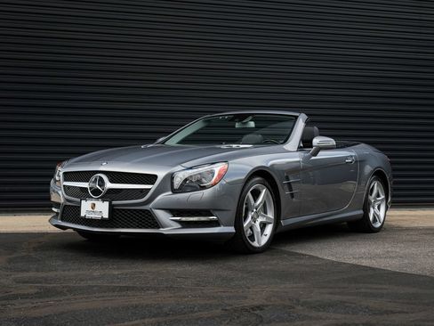 Used 2013 Mercedes-Benz SL 550 image 36