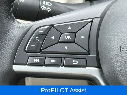 Used 2020 Nissan Rogue Sport SV w/ Technology Package AWD/4WD image 30