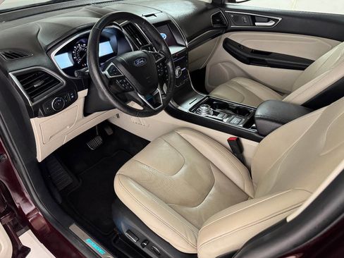 Used 2019 Ford Edge Titanium w/ Equipment Group 301A image 43