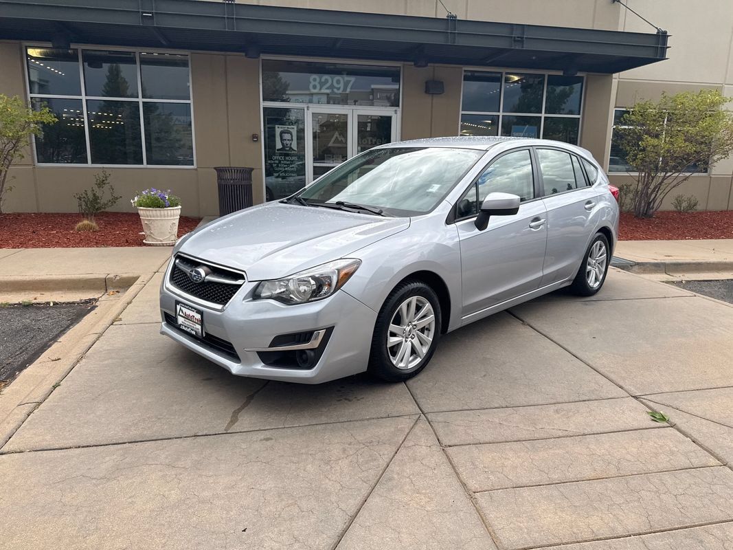 Used 2016 Subaru Impreza 2.0i Premium AWD/4WD image 2