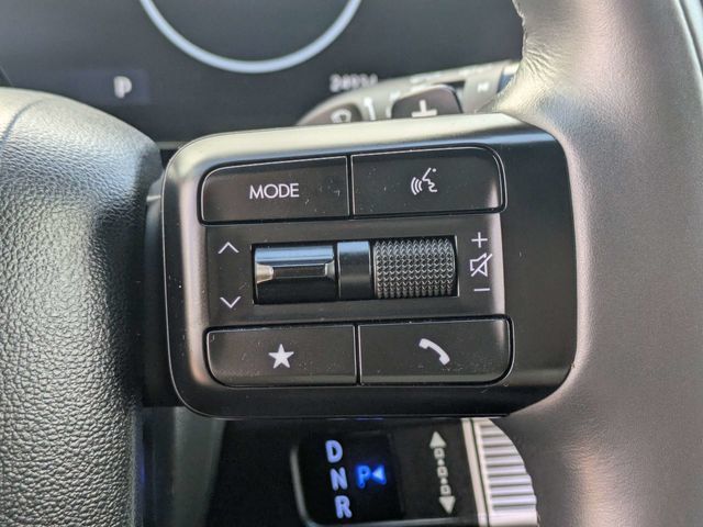 Used 2024 Hyundai Santa Fe Calligraphy FWD image 28