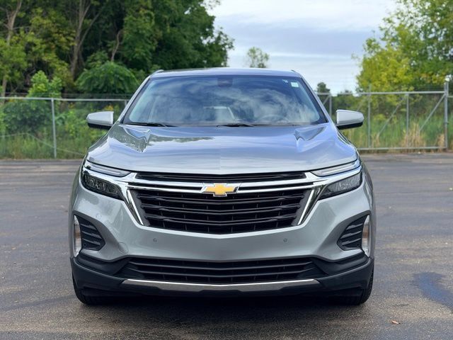 Used 2024 Chevrolet Equinox LT w/ LPO, Floor Liner Package FWD image 3