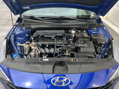 Used 2023 Hyundai Elantra SEL image 25
