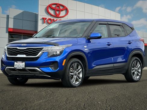 Used 2021 Kia Seltos LX AWD/4WD image 7