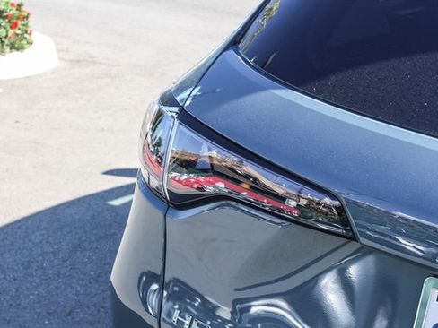 Used 2024 Honda HR-V EX-L image 8