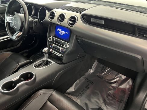 Used 2022 Ford Mustang Premium image 23